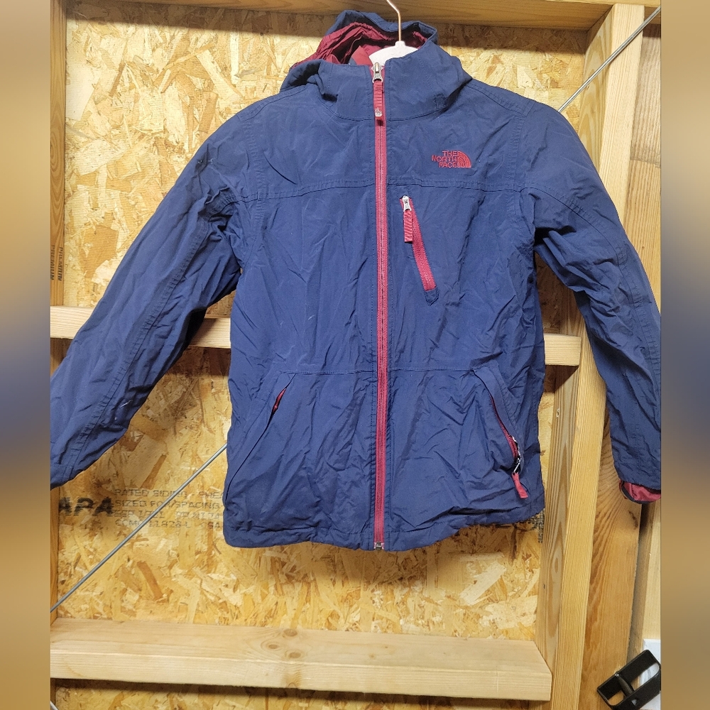 The North Face Blue & Red Winter Jacket W Removable‎ Liner Boys Size 10/12
